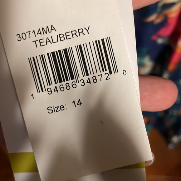 Maxi dress from Dillion very nice on never worn just try on - Picture 4 of 6